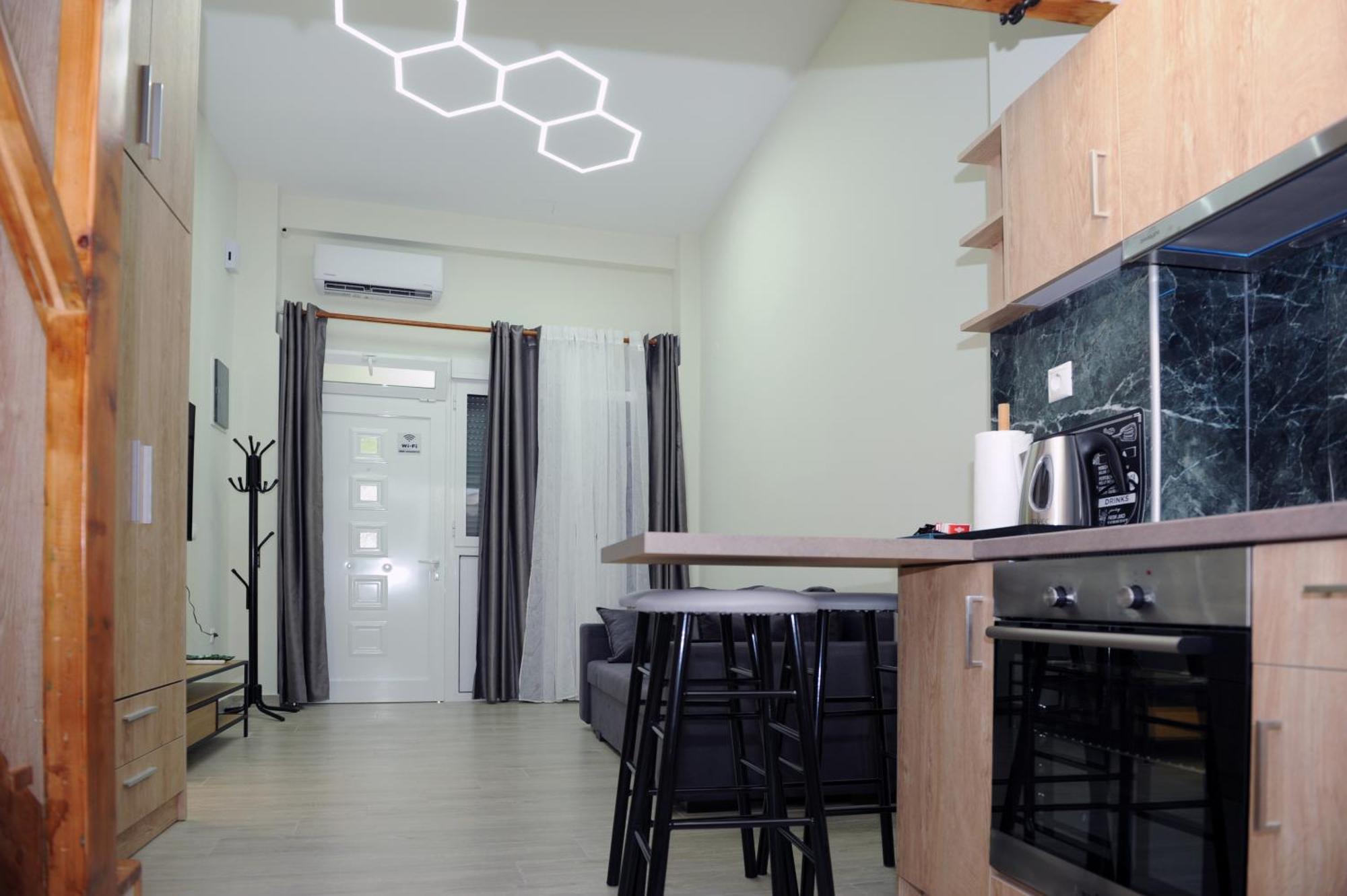 Thymios Loft Apartment Солун Екстериор снимка